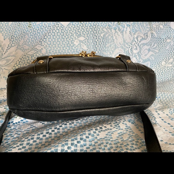 USED AUTHENTIC SISLEY LEATHER SLING BAG - Picture 7 of 16